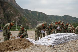 阿斯：巴萨在美国踢完友谊赛后就地放假，球队于12月28号重新集结